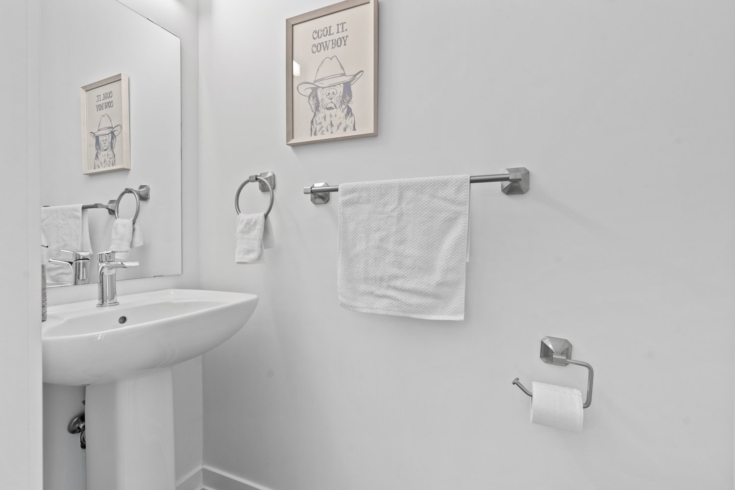 1121 Cooke Blvd_036.jpg