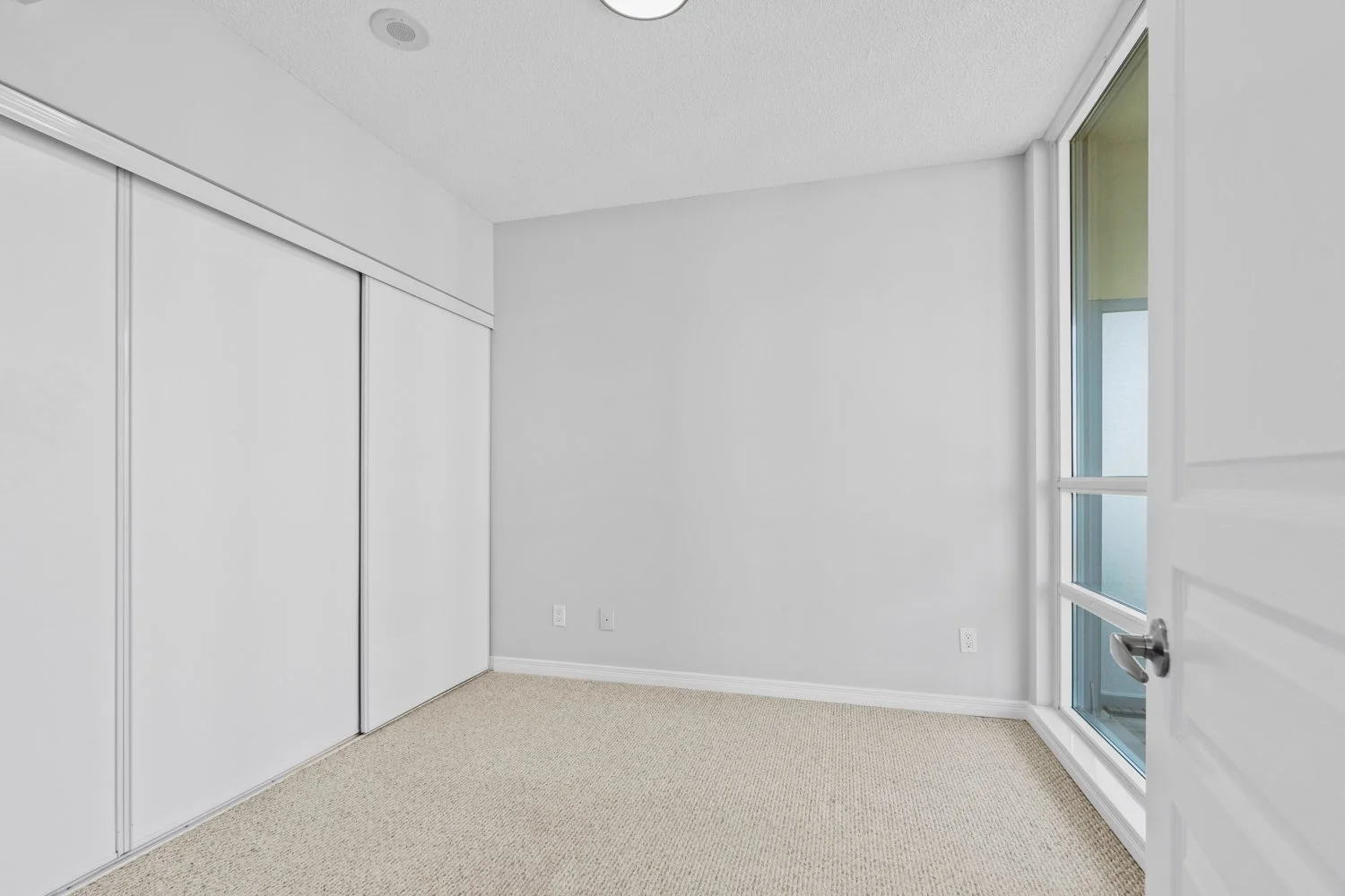 2240 Lakeshore #3006_042.jpg