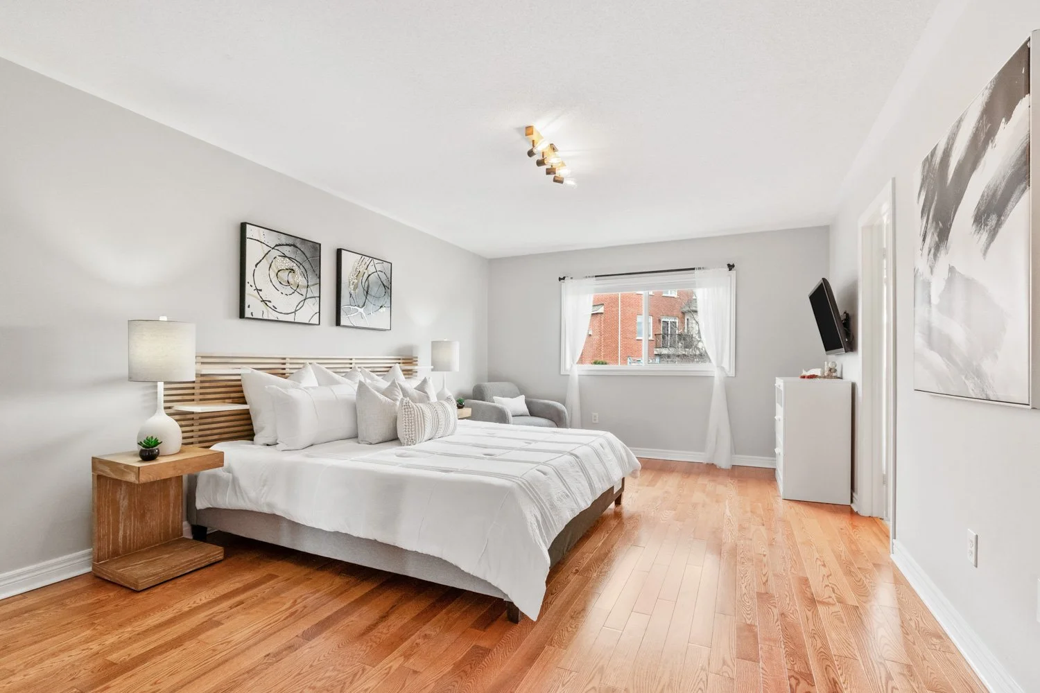 57 Cedarcrest_023.jpg