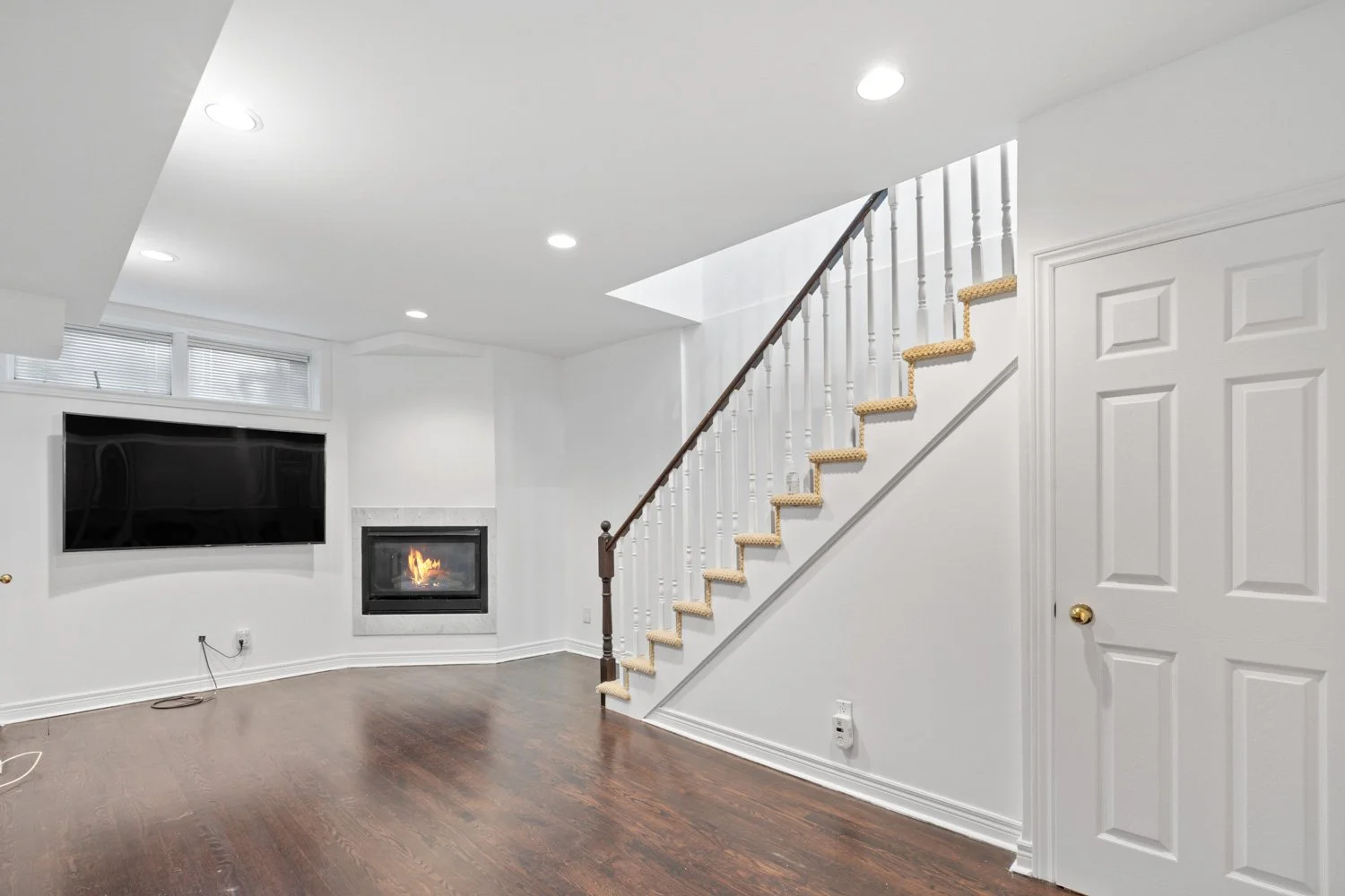 185 Lippincott_035.jpg