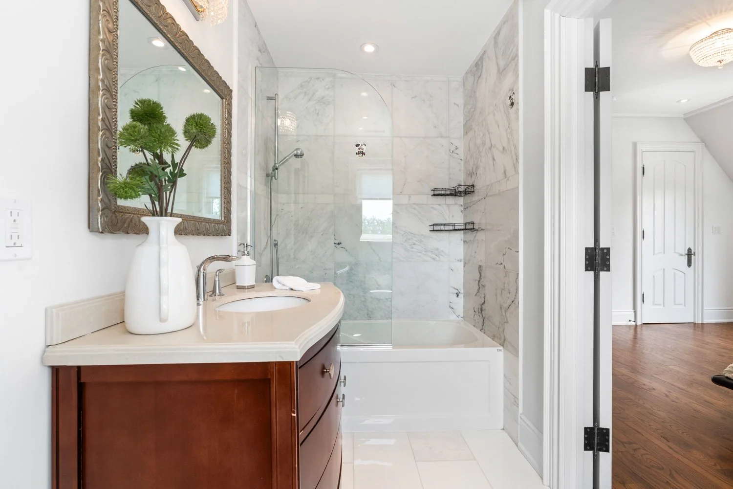 14 Tremont_054.jpg