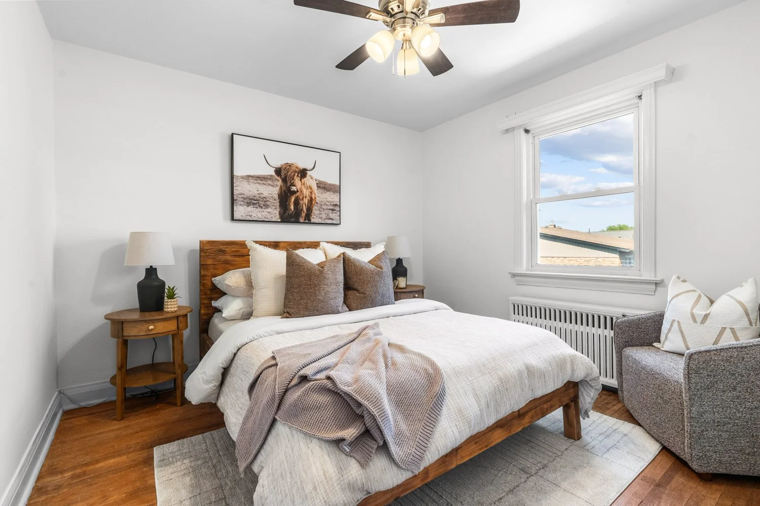 327 Bessborough_039.jpg