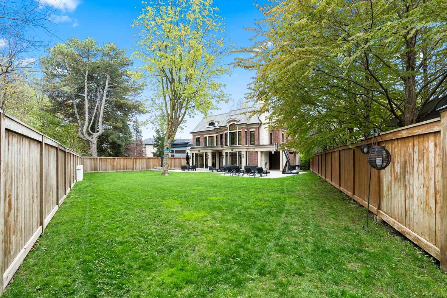 45 Norden Cres_074.jpg