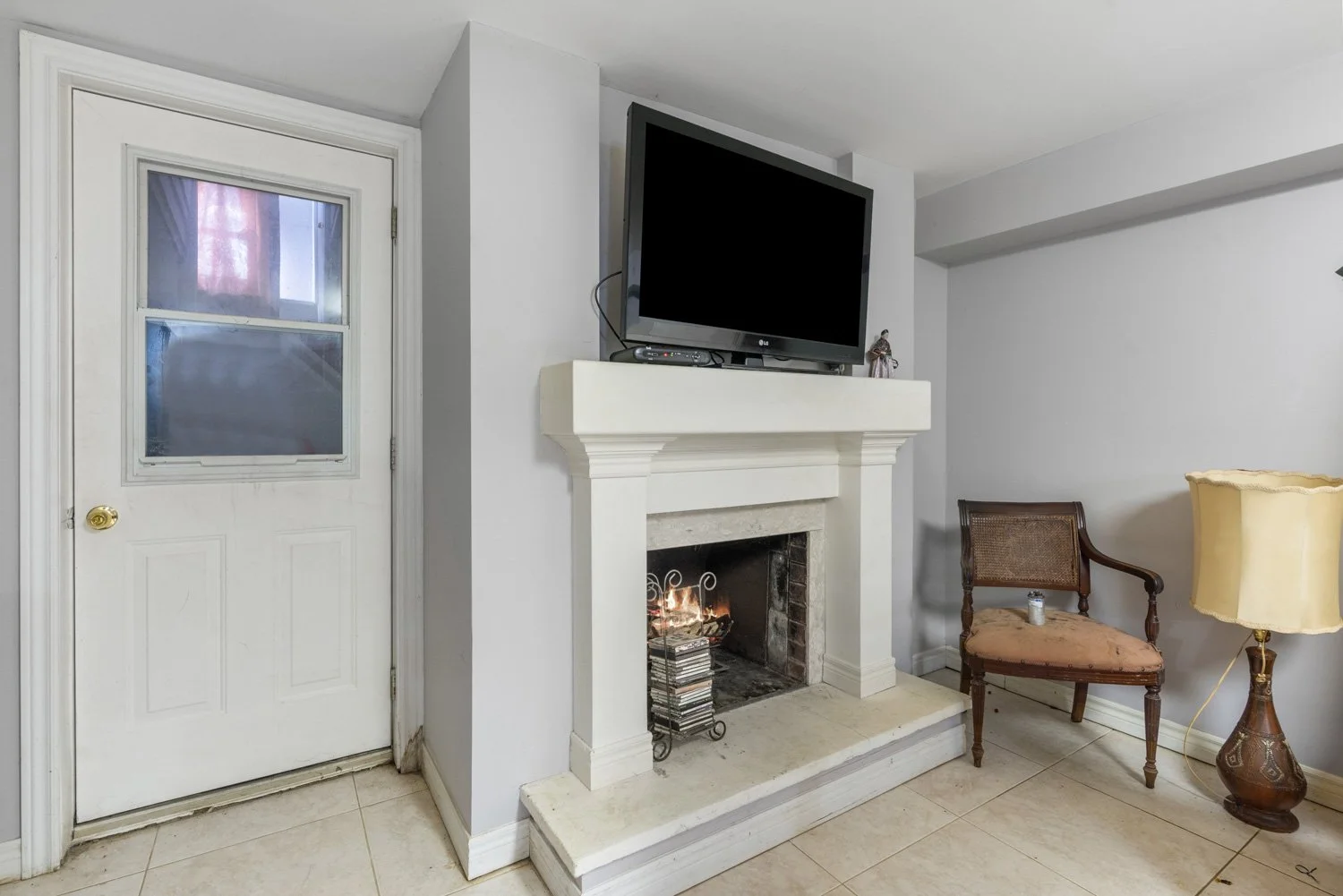 253 Nairn_019.jpg