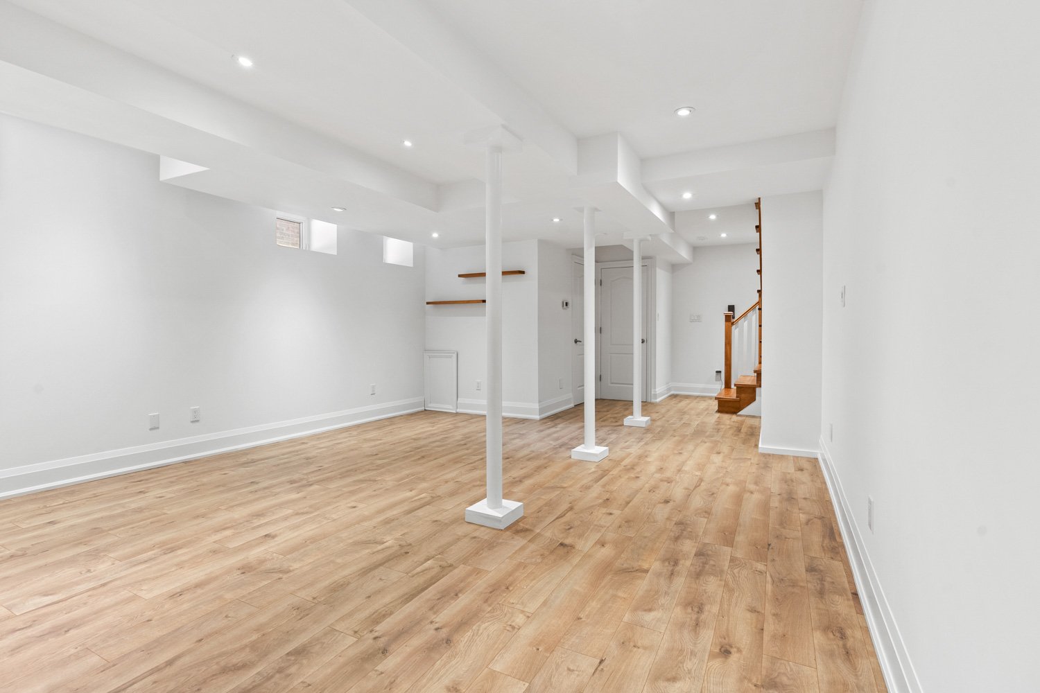 474 Armadale Ave_040.jpg