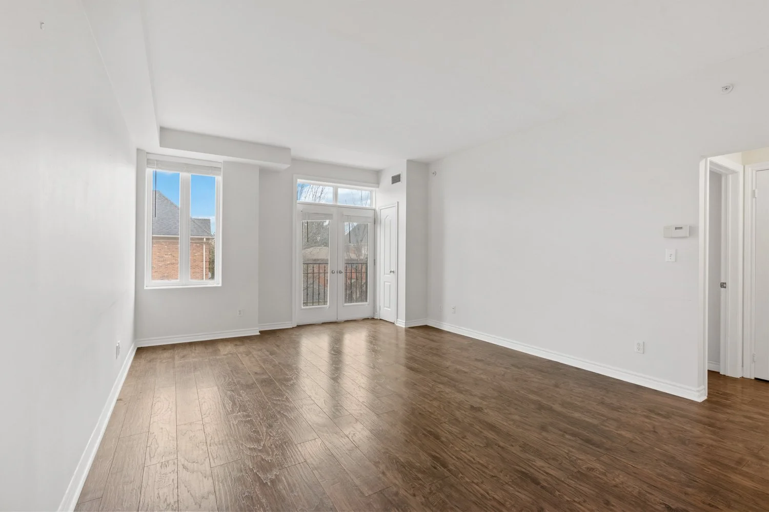 3531 lakeshore_006.jpg