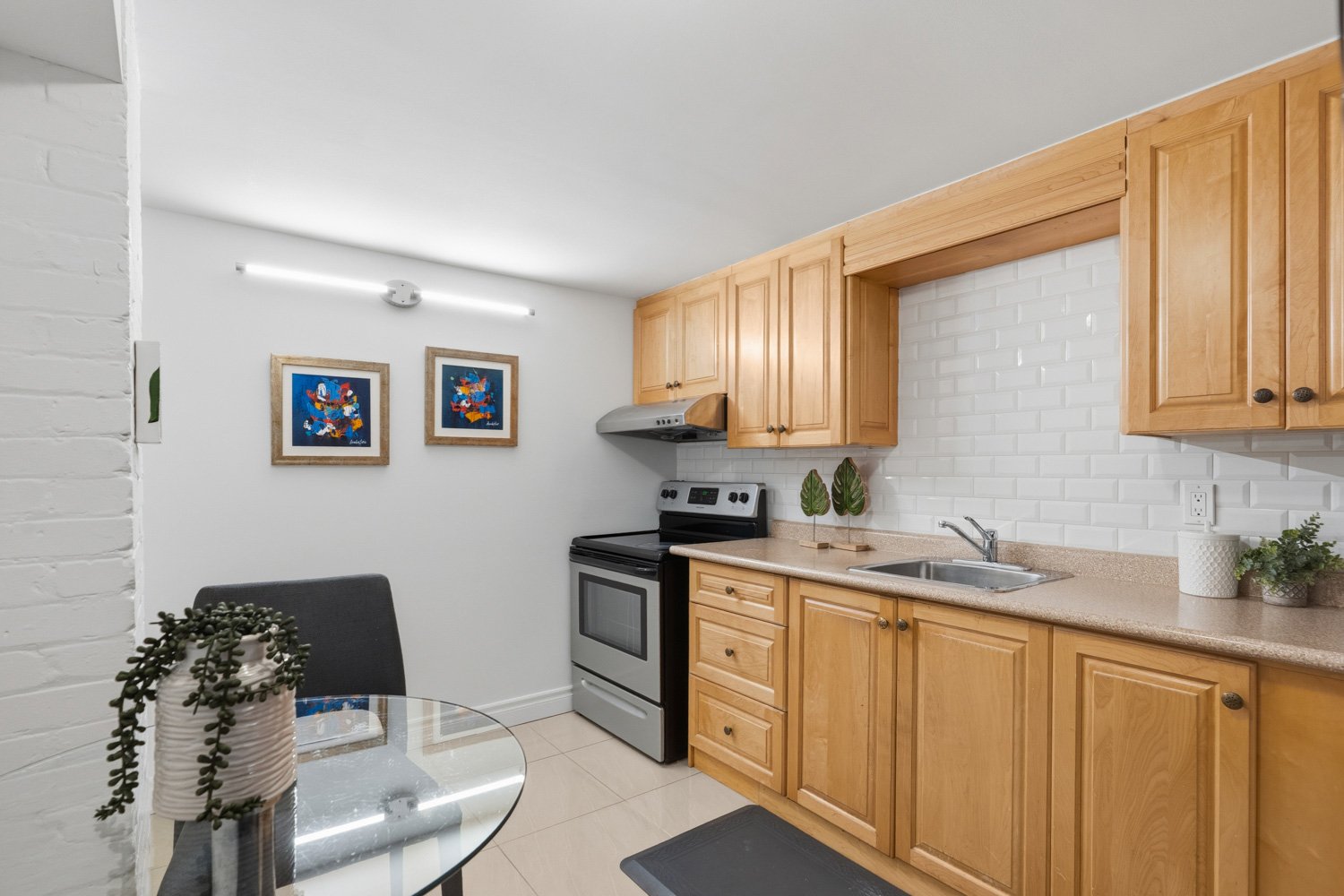 109 Kennedy Ave_051.jpg