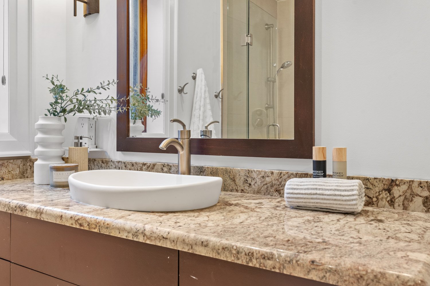 474 Armadale Ave_032.jpg
