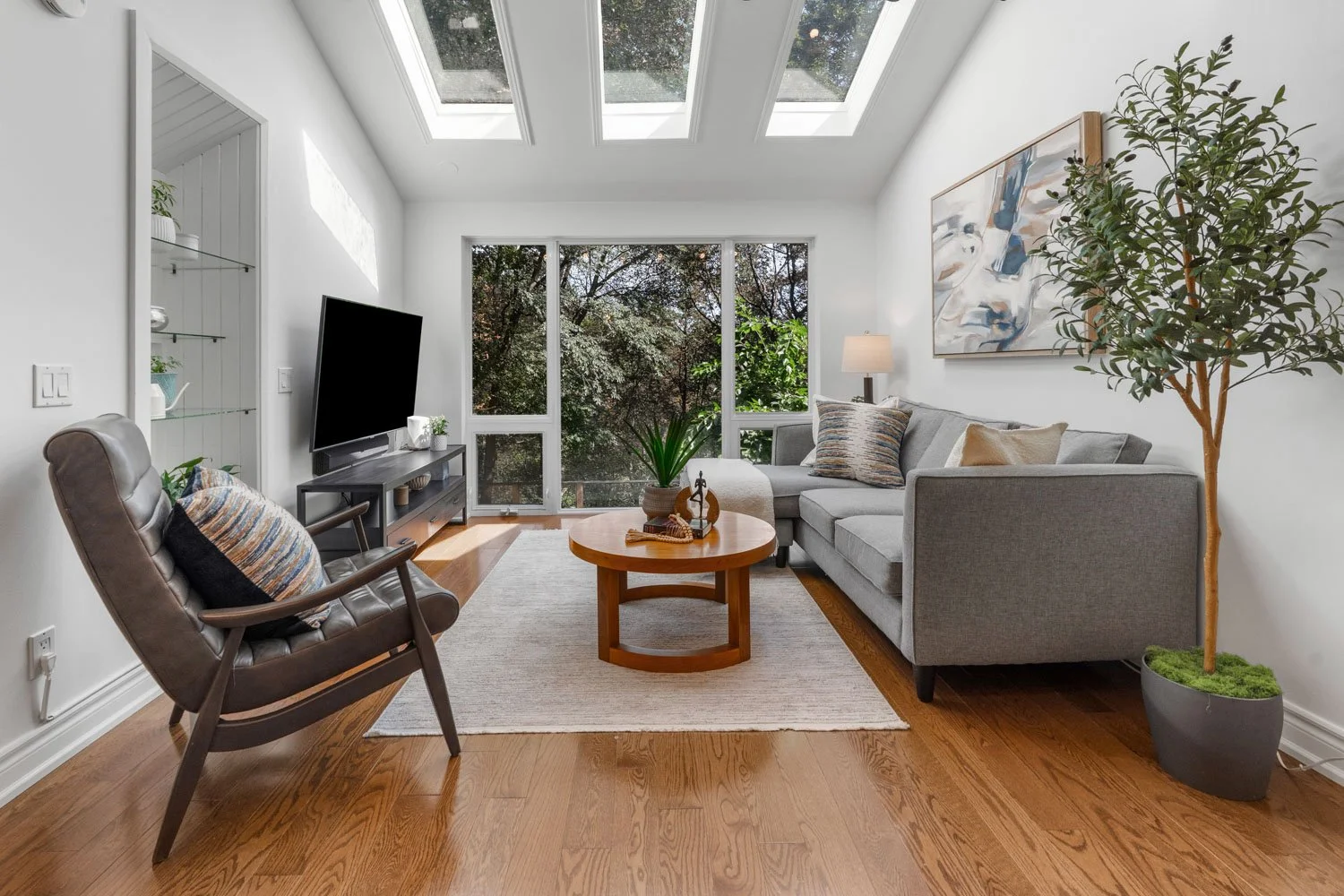 109 Kennedy Ave_004.jpg
