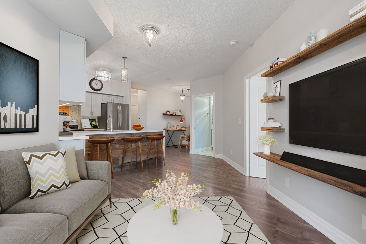 2121 VS Lakeshore_005.jpg