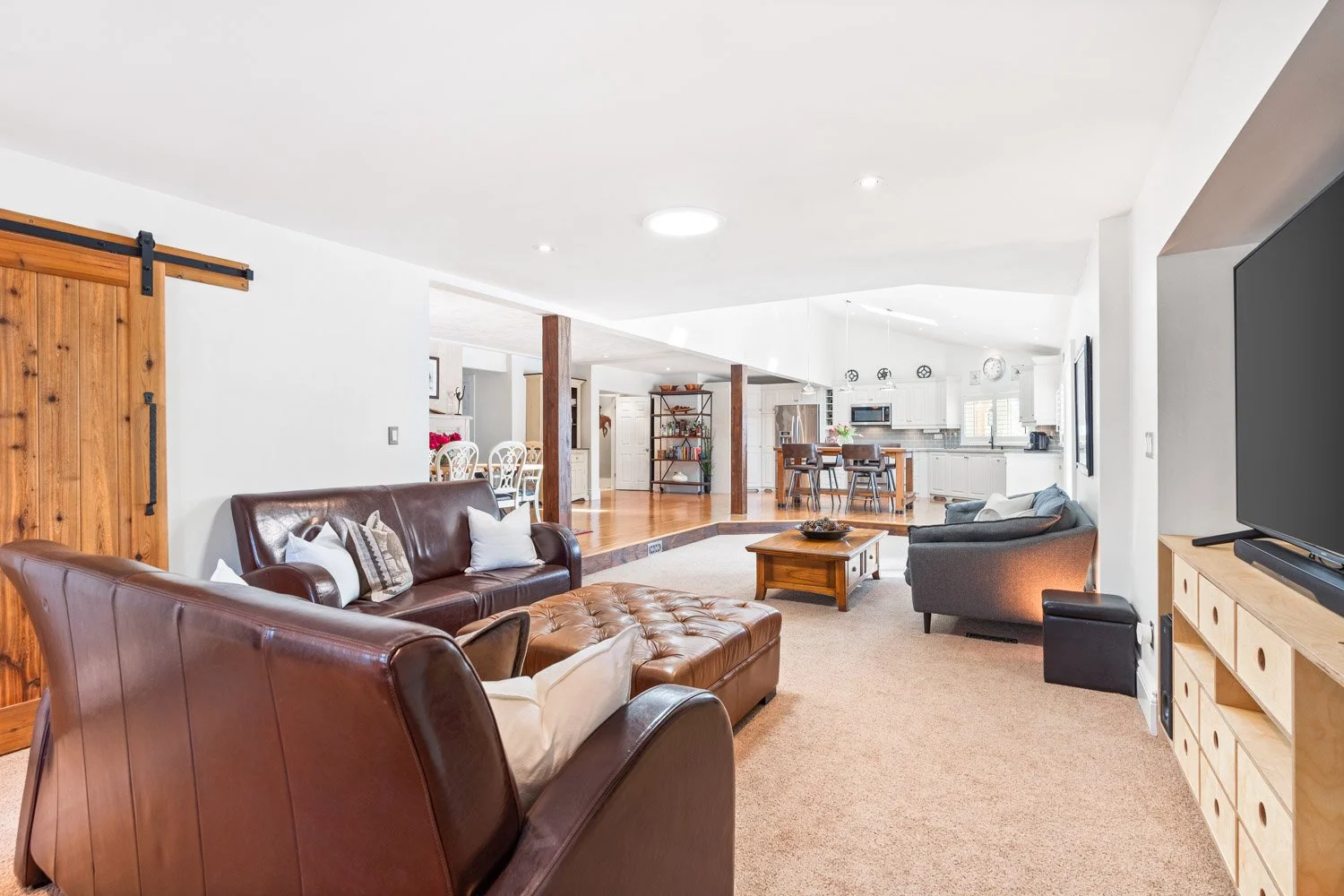 24 Birchbank_020.jpg