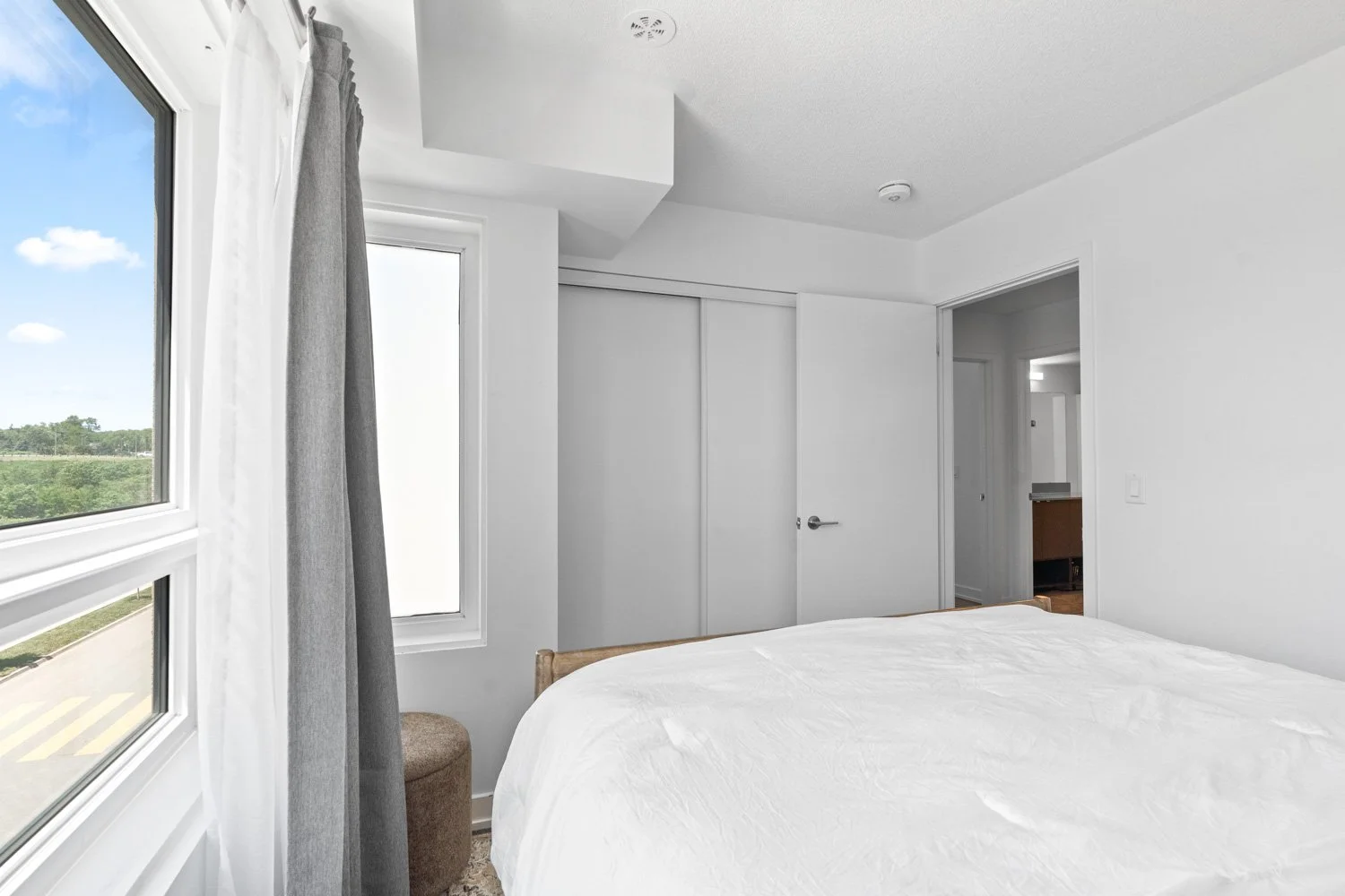 1121 Cooke Blvd_017.jpg