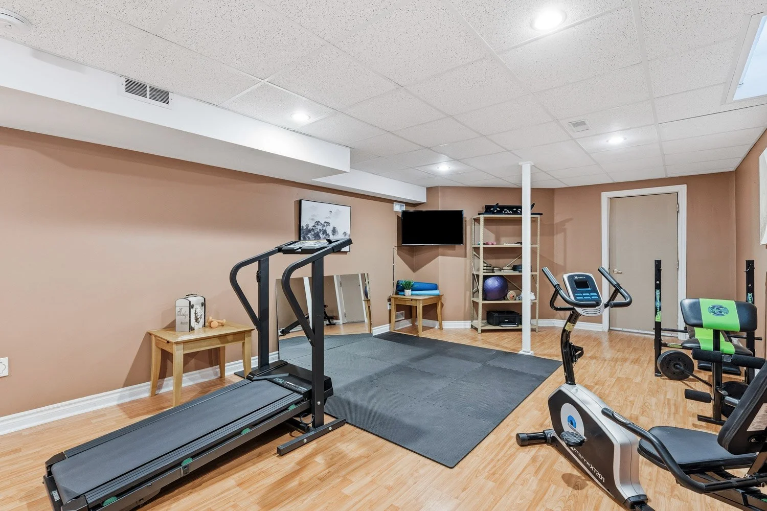 182 Waterbury_038.jpg