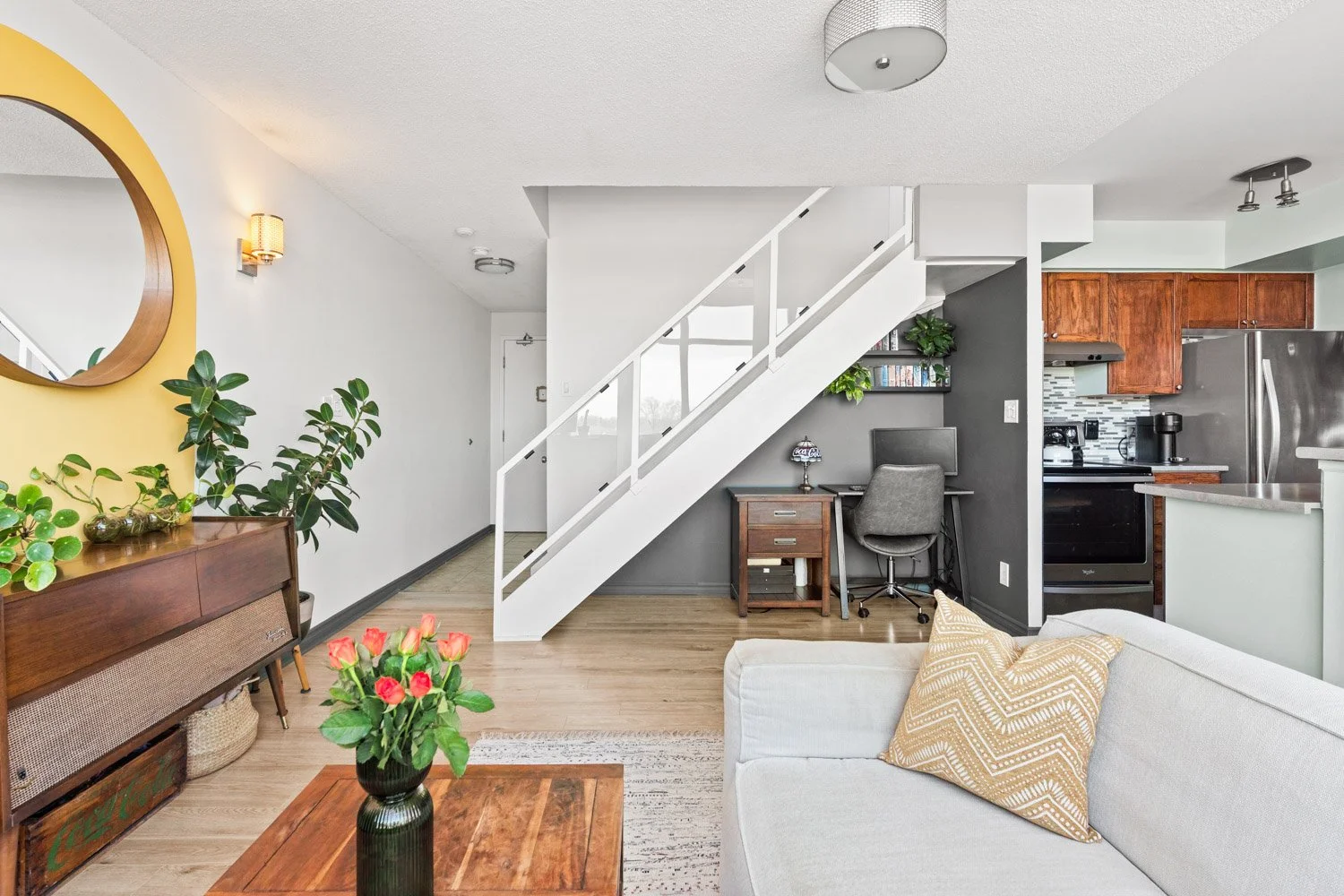 200 Manitoba_006.jpg