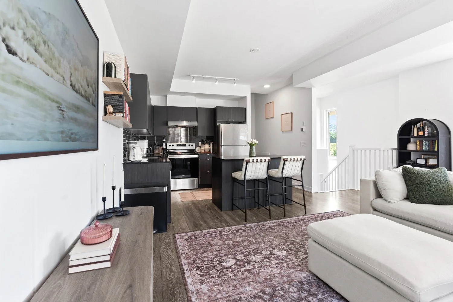 1121 Cooke Blvd_011.jpg