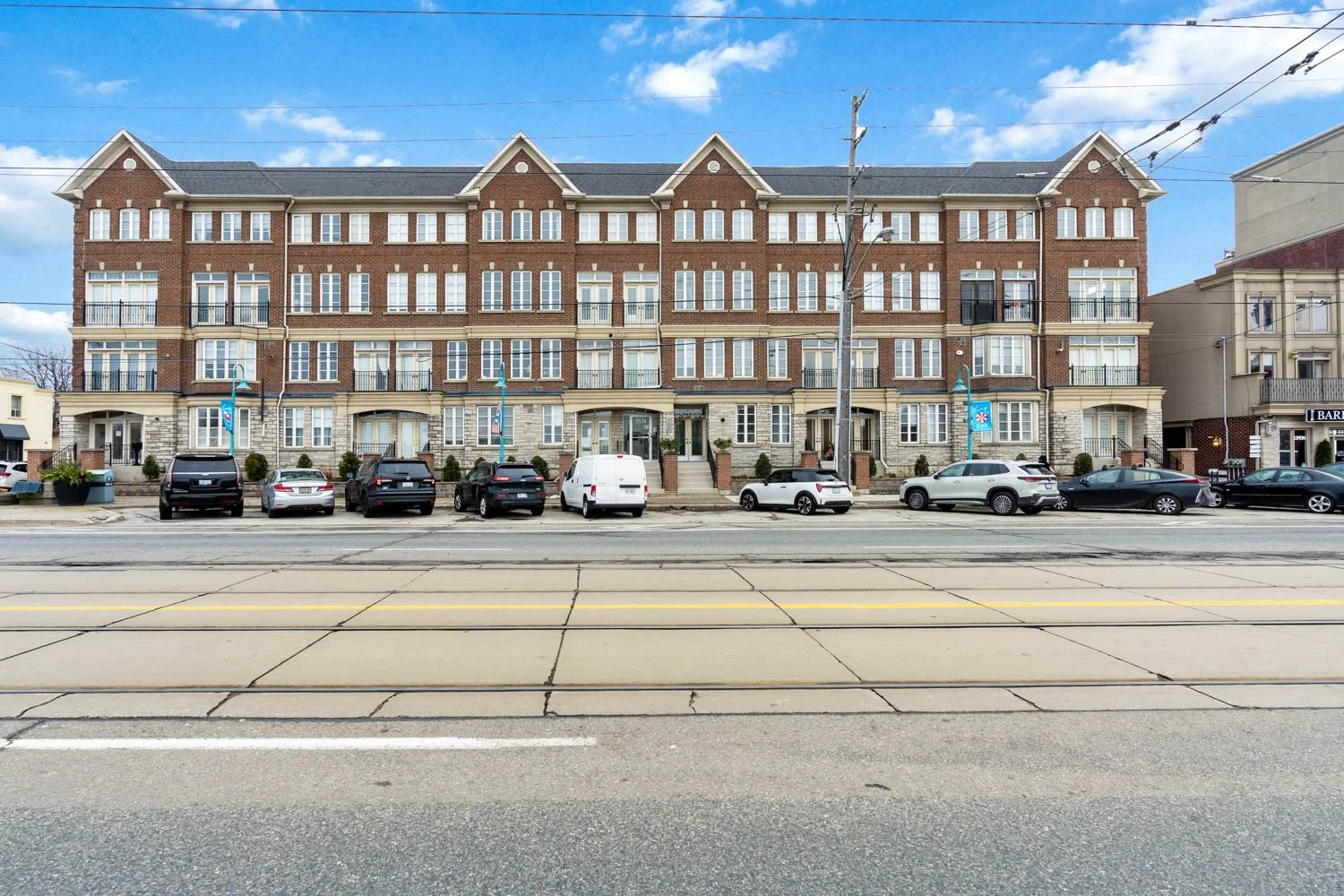 3531 lakeshore_001.jpg