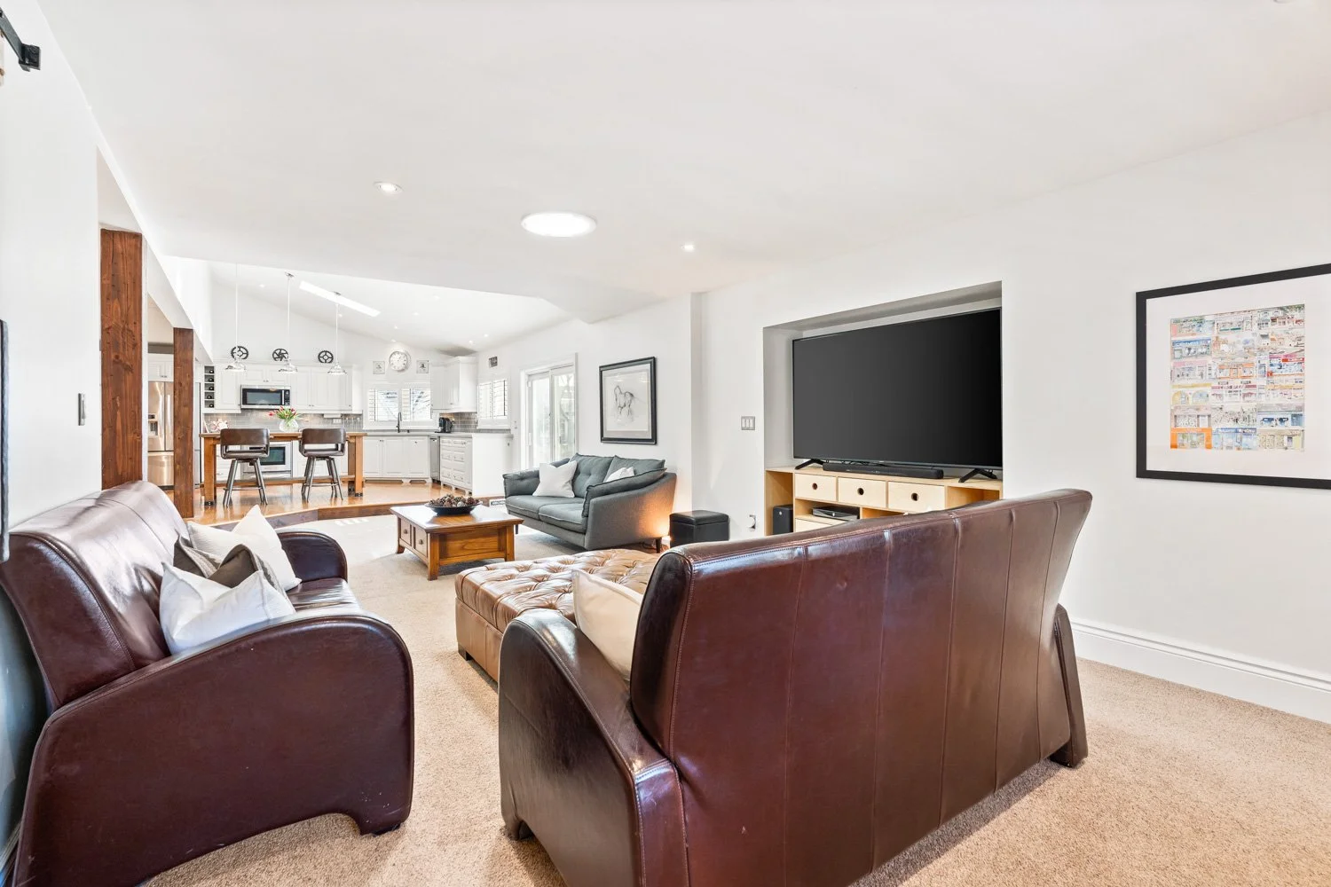 24 Birchbank_019.jpg