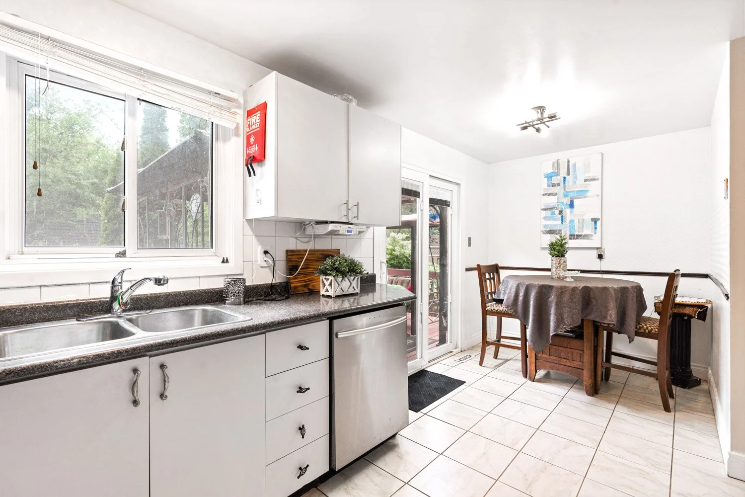 20 Melva Crescent_010.jpg