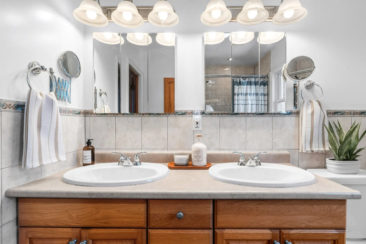 327 Bessborough_038.jpg