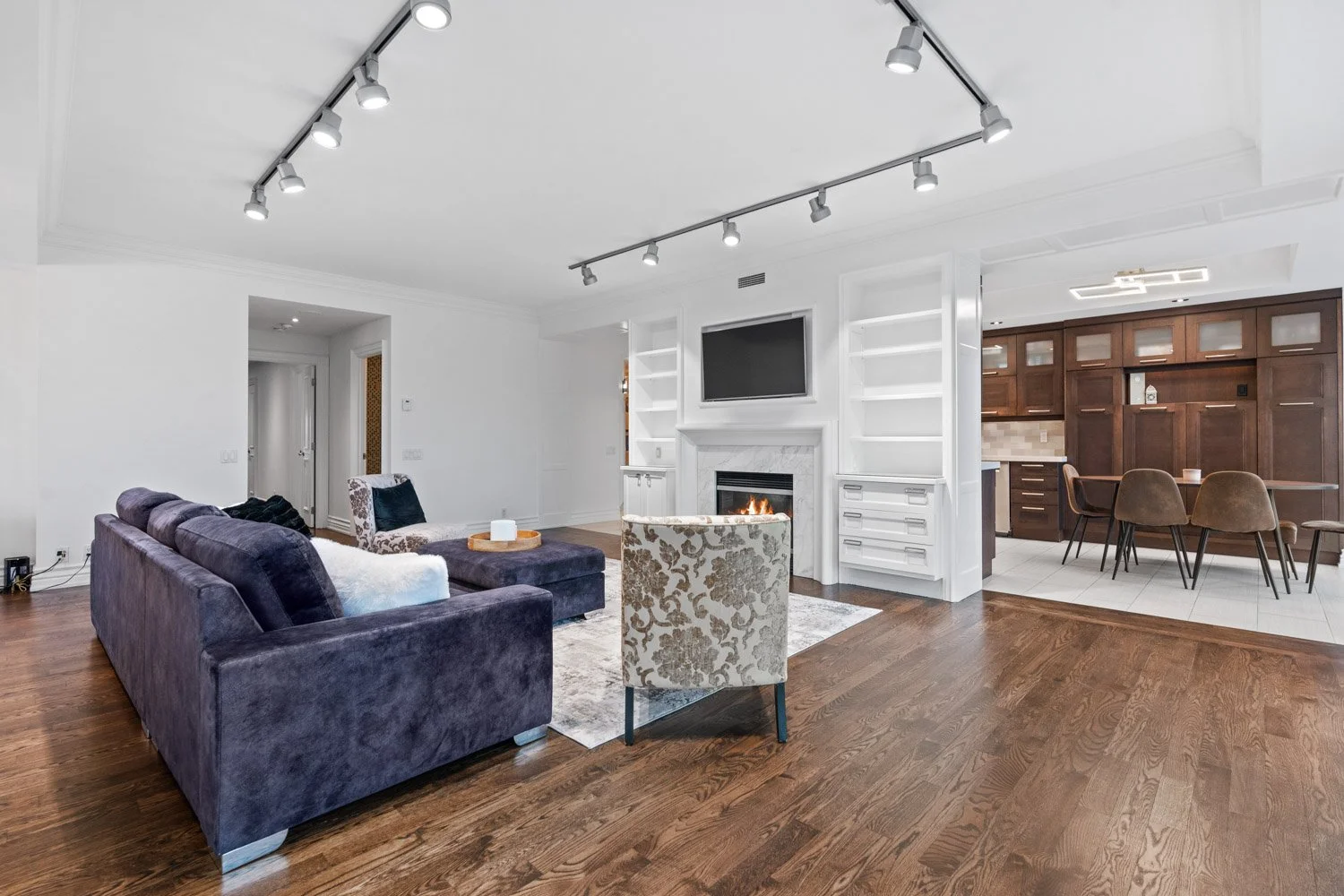 38 Avenue Rd_004.jpg