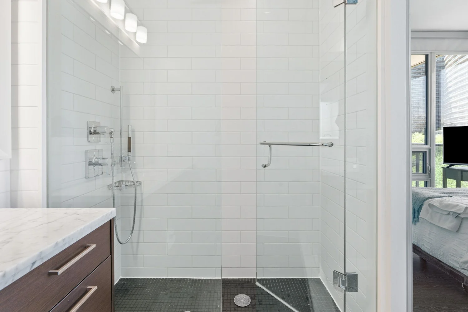 88 Parklawn_026.jpg
