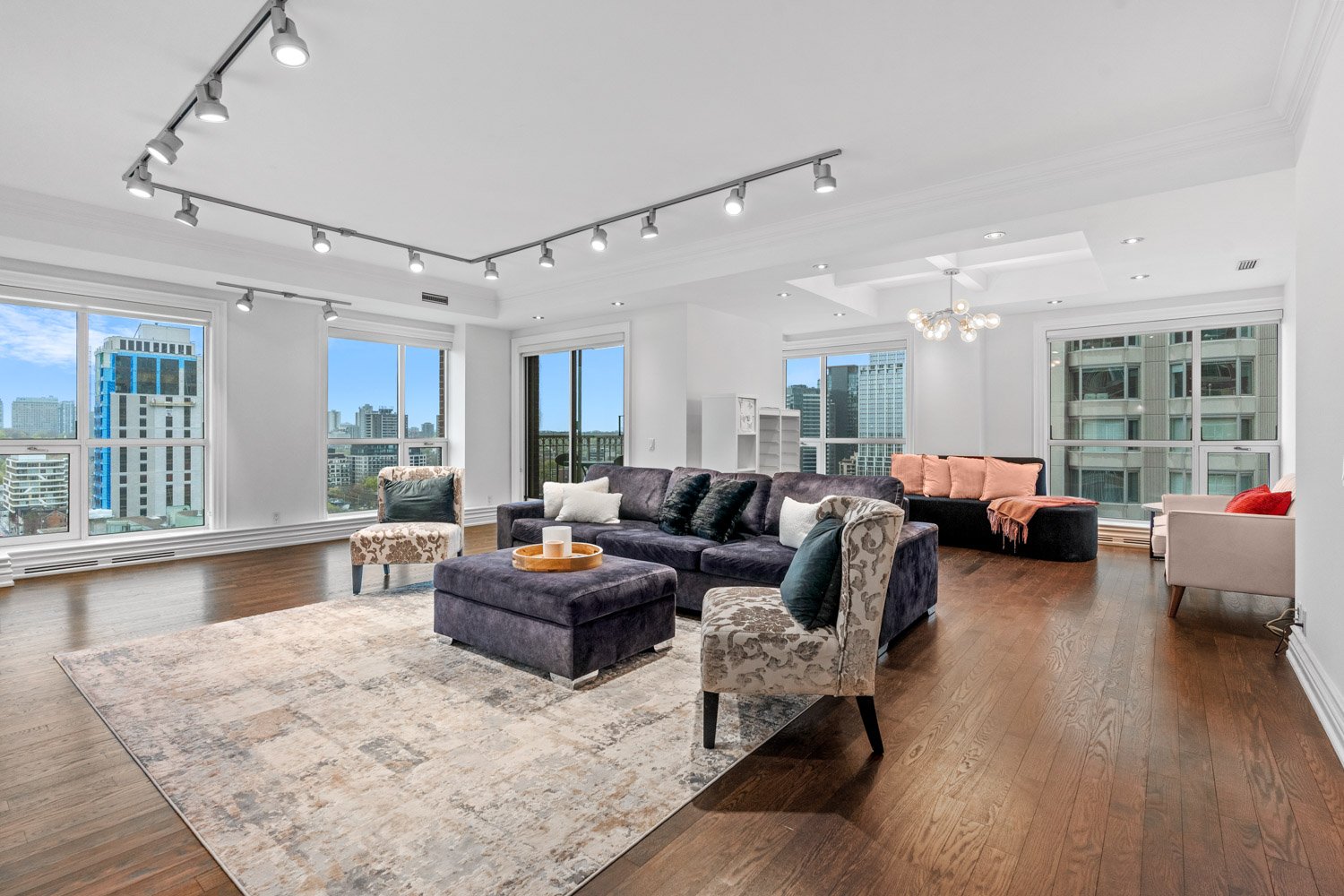 38 Avenue Rd_001.jpg