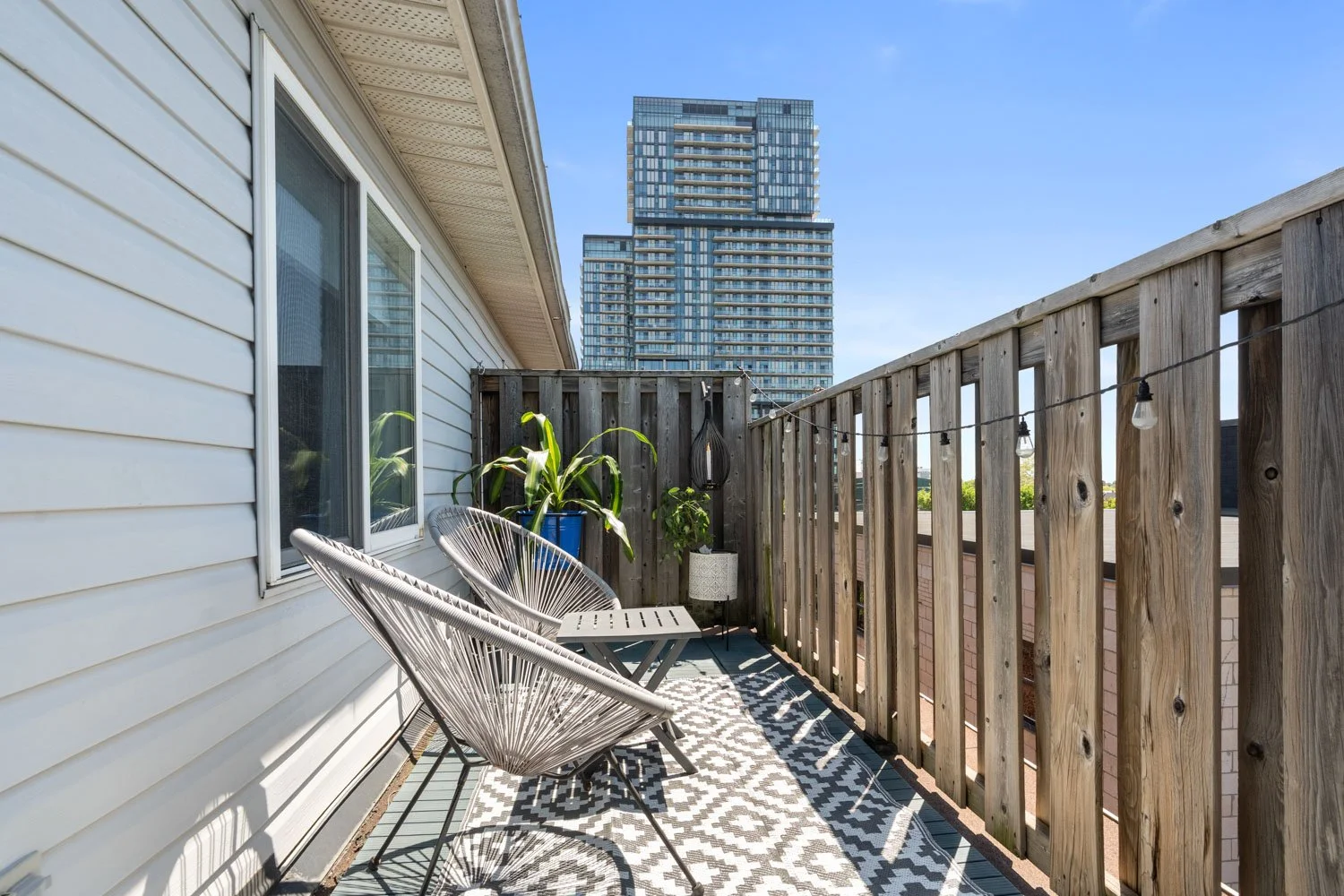 8 Grogan Mews_024.jpg