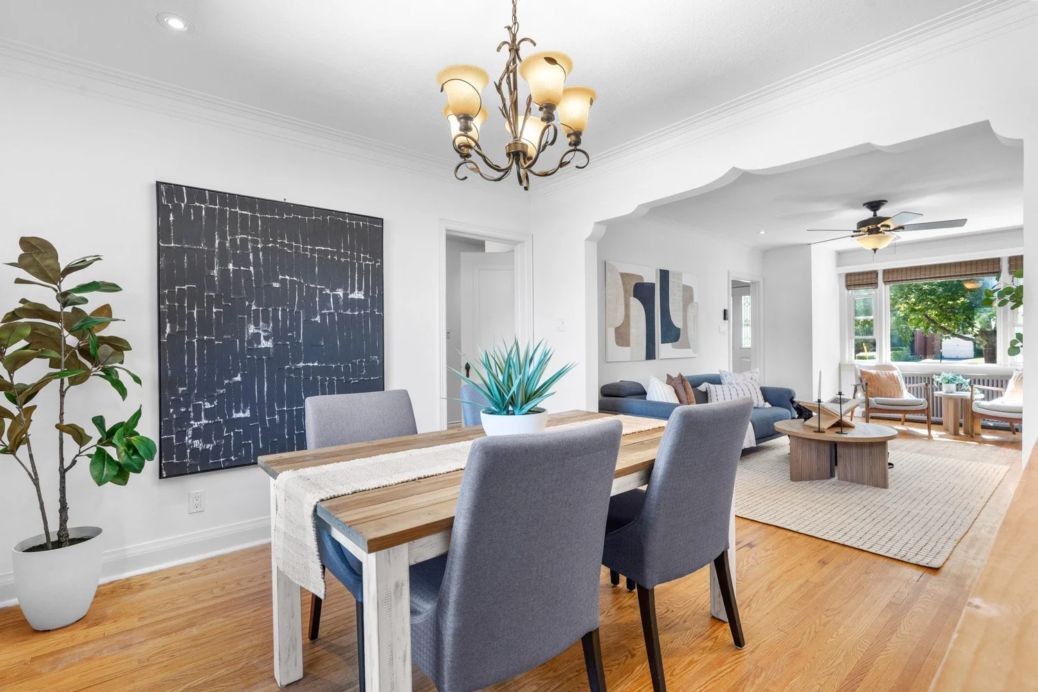 327 Bessborough_026.jpg