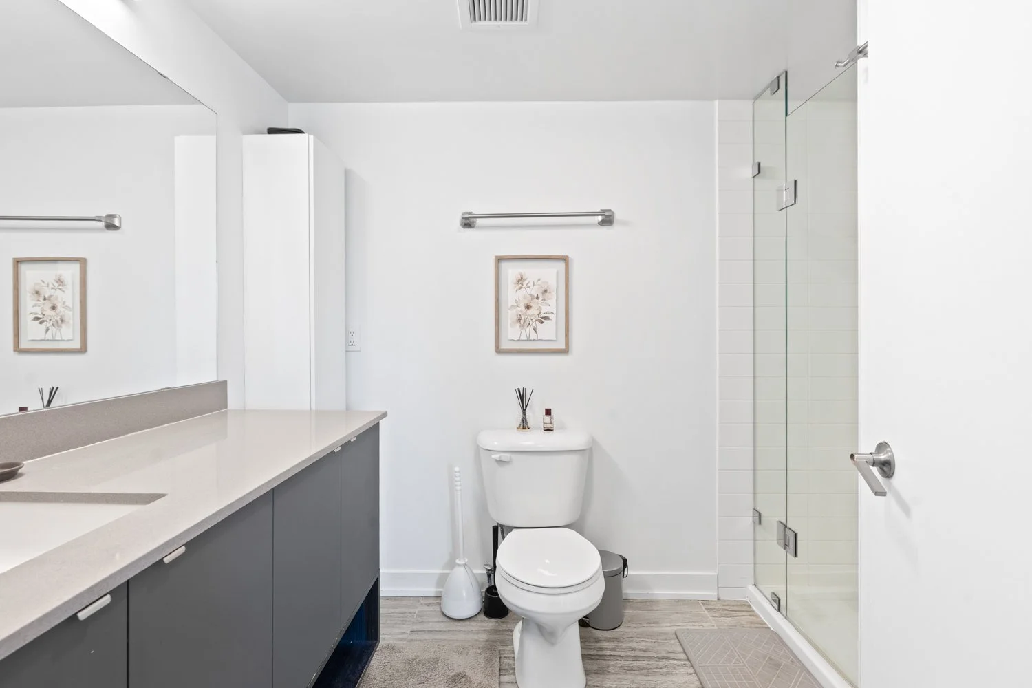 1121 Cooke Blvd_026.jpg