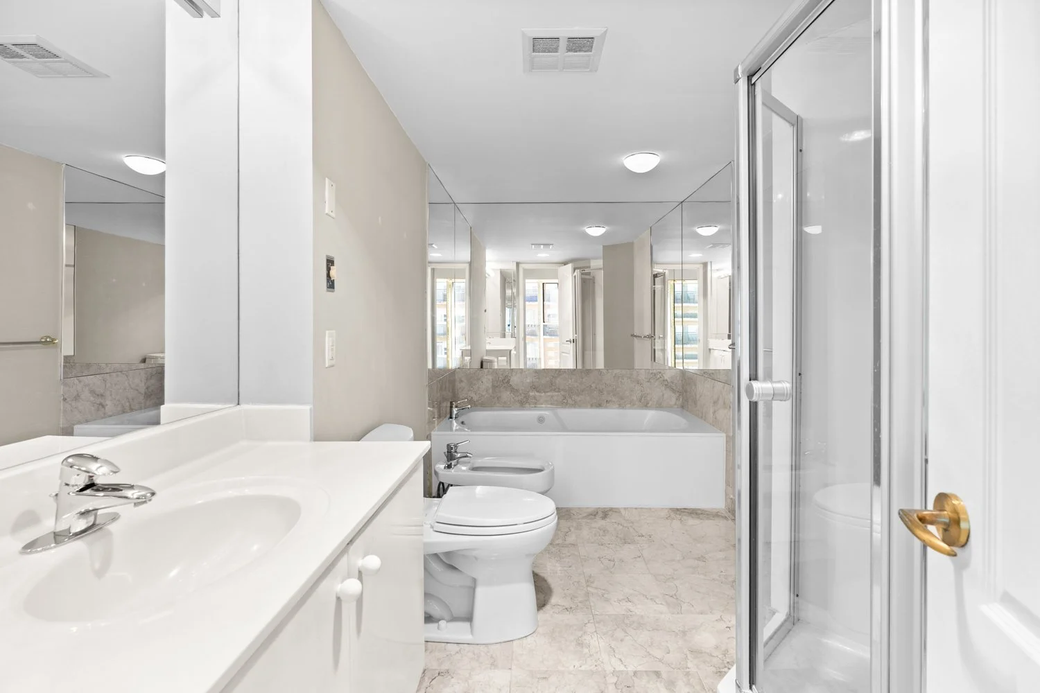 10 Tichester Rd_017.jpg