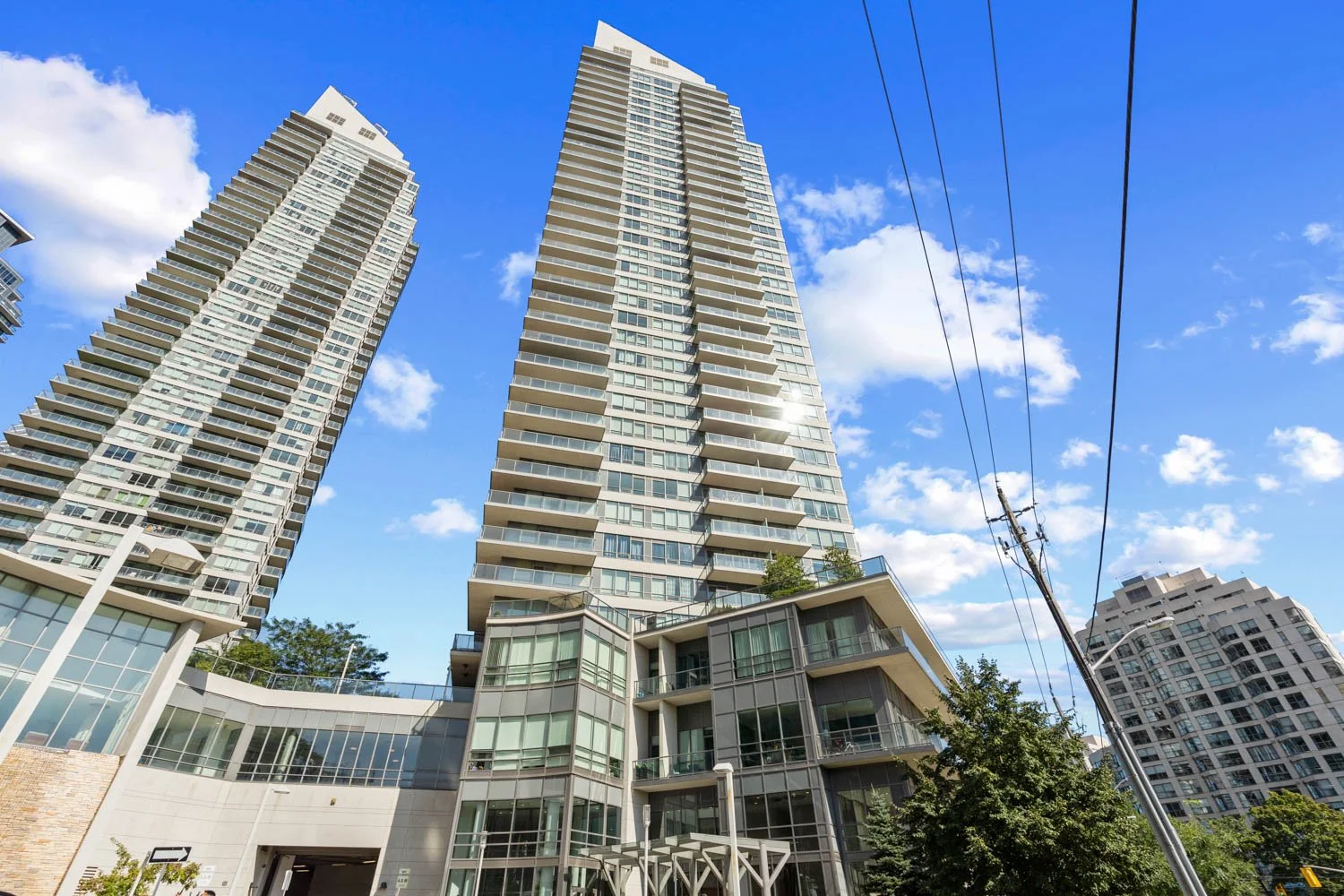 2240 Lakeshore #3006_074.jpg