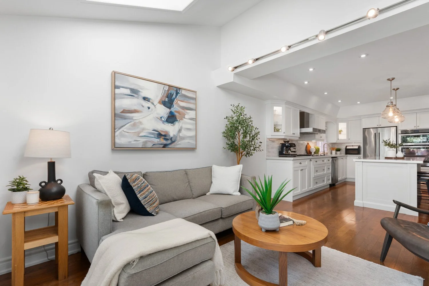 109 Kennedy Ave_016.jpg