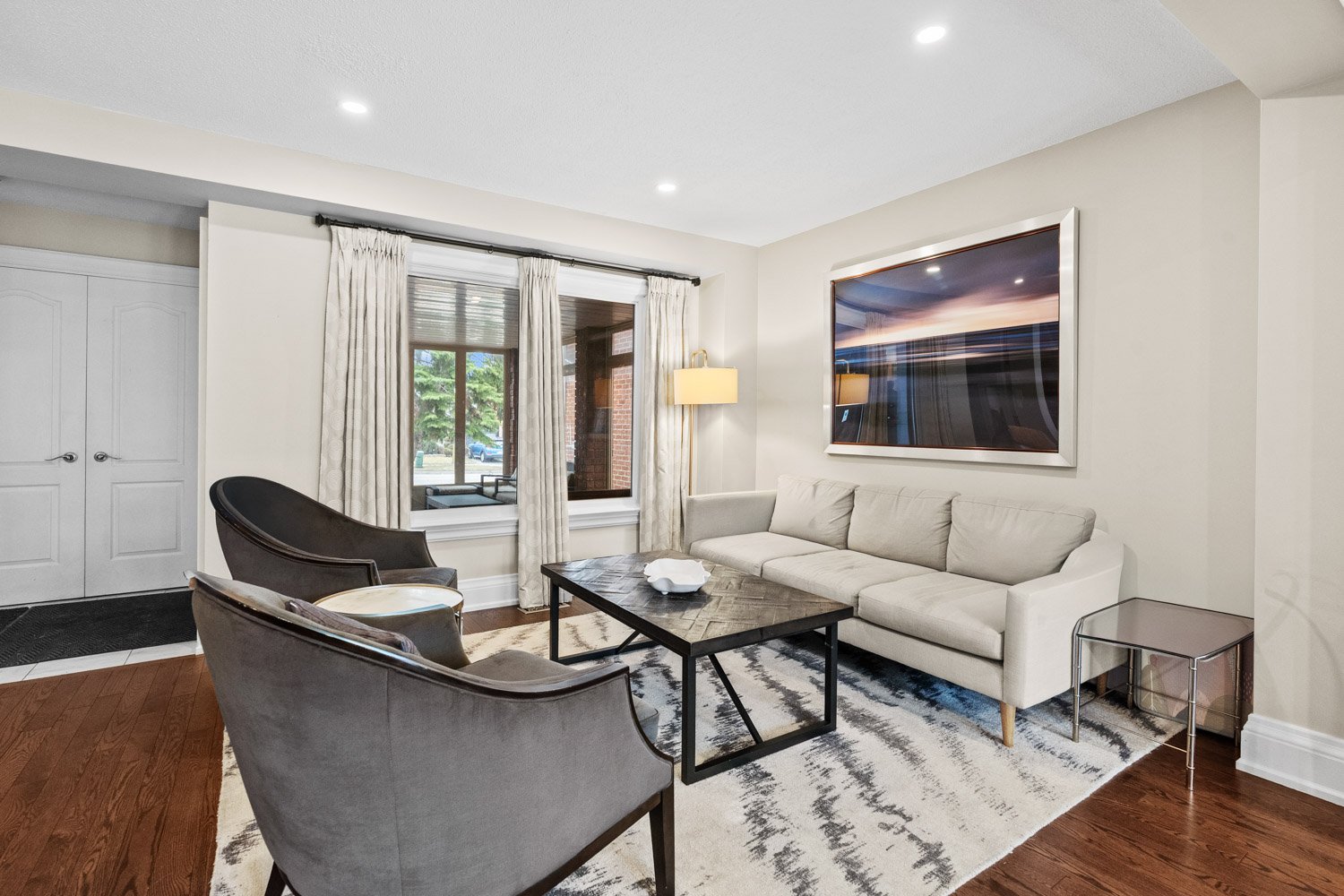 388 Brownridge_003.jpg