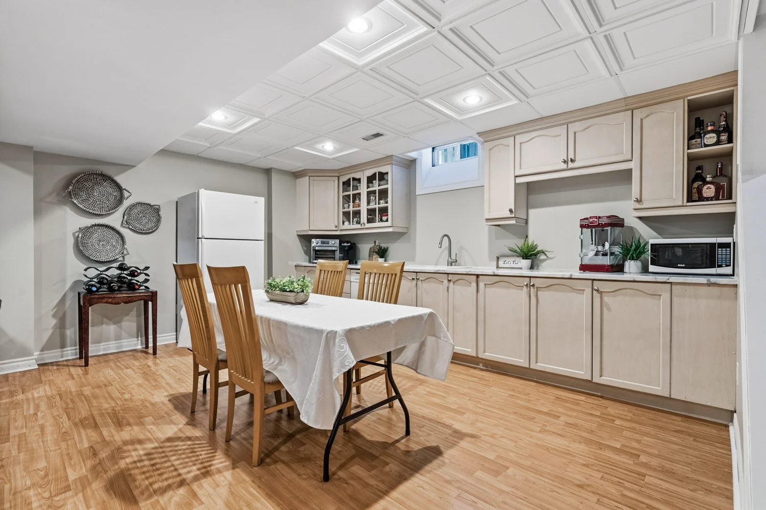 182 Waterbury_034.jpg