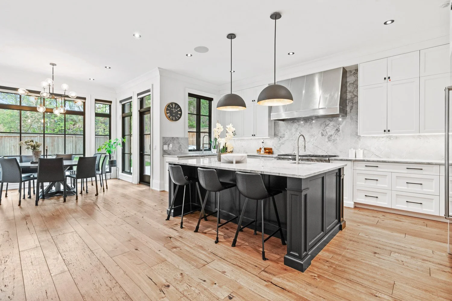 45 Norden Cres_006.jpg
