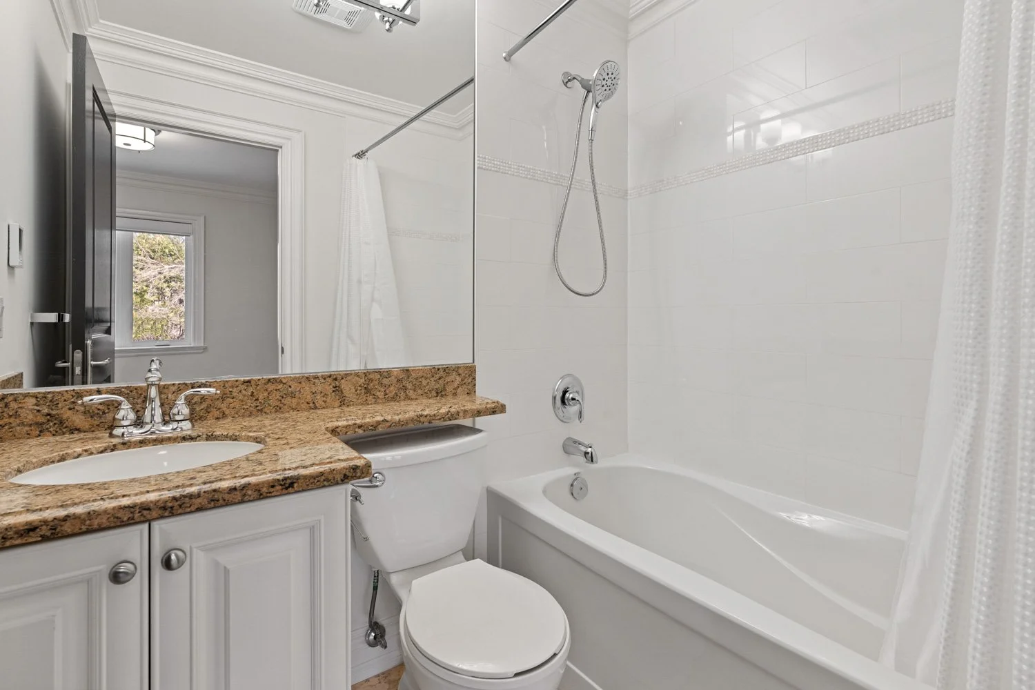 40 Hilldowntree_048.jpg