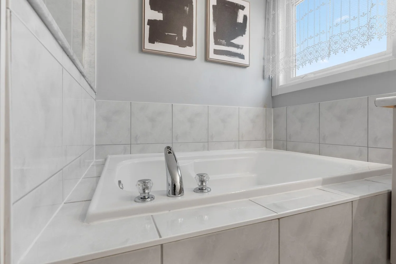 4773 Yorkshire avenue_023.jpg