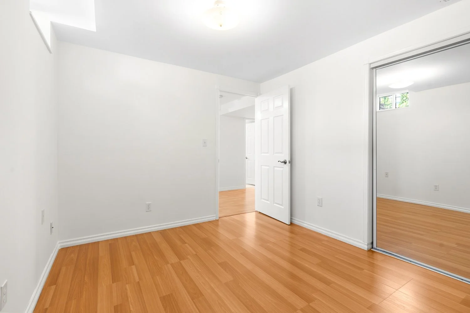 4773 Yorkshire avenue_037.jpg