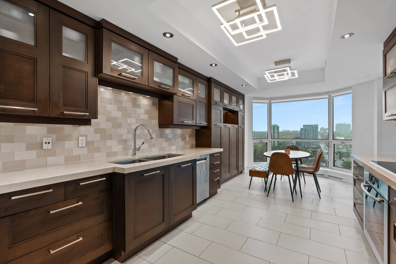 38 Avenue Rd_008.jpg