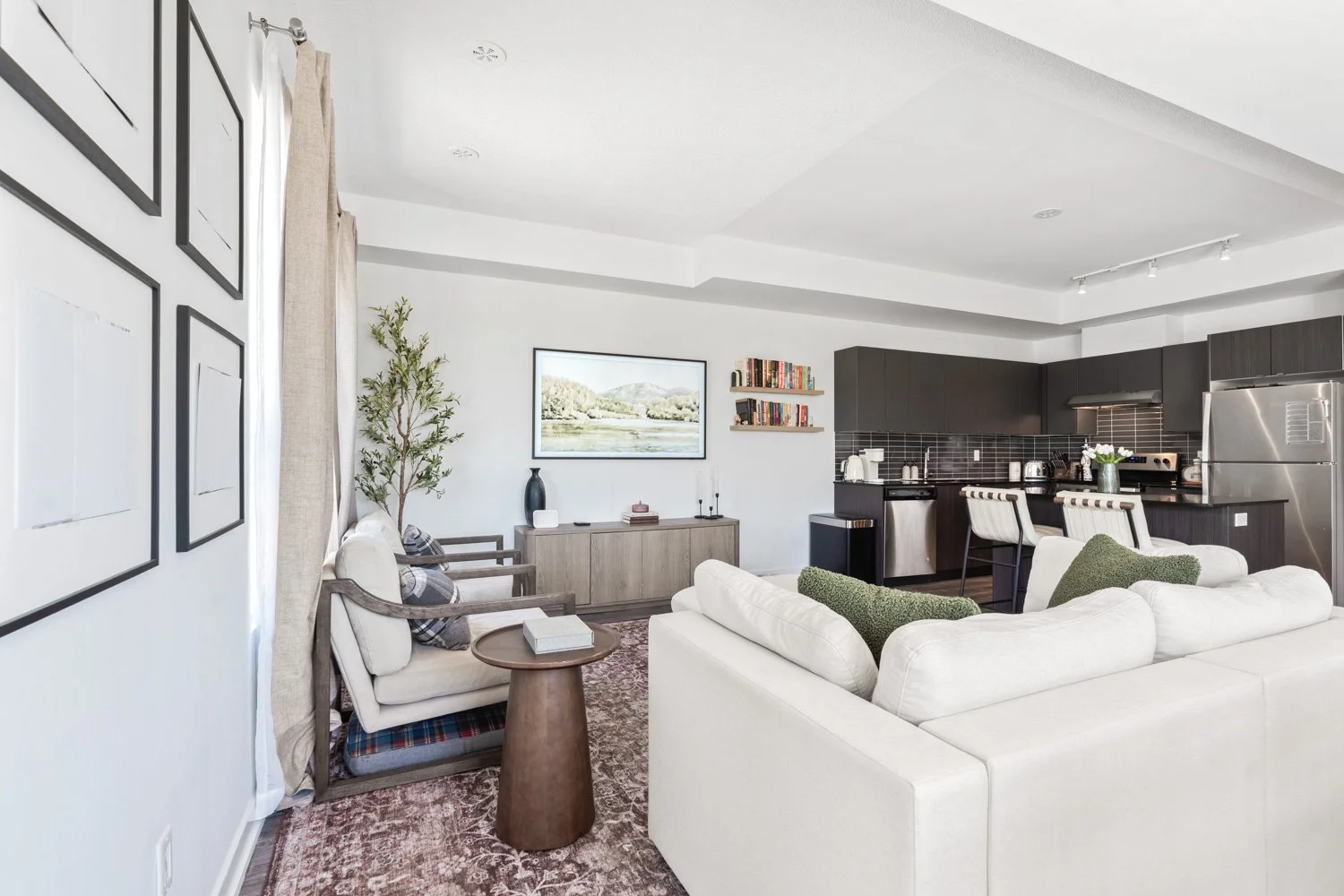 1121 Cooke Blvd_010.jpg