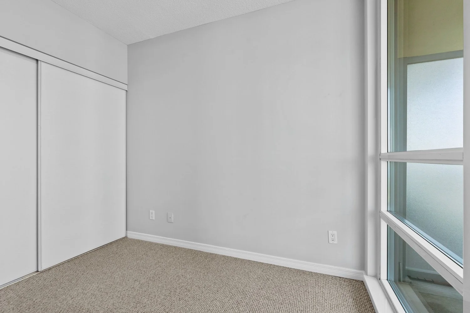 2240 Lakeshore #3006_041.jpg