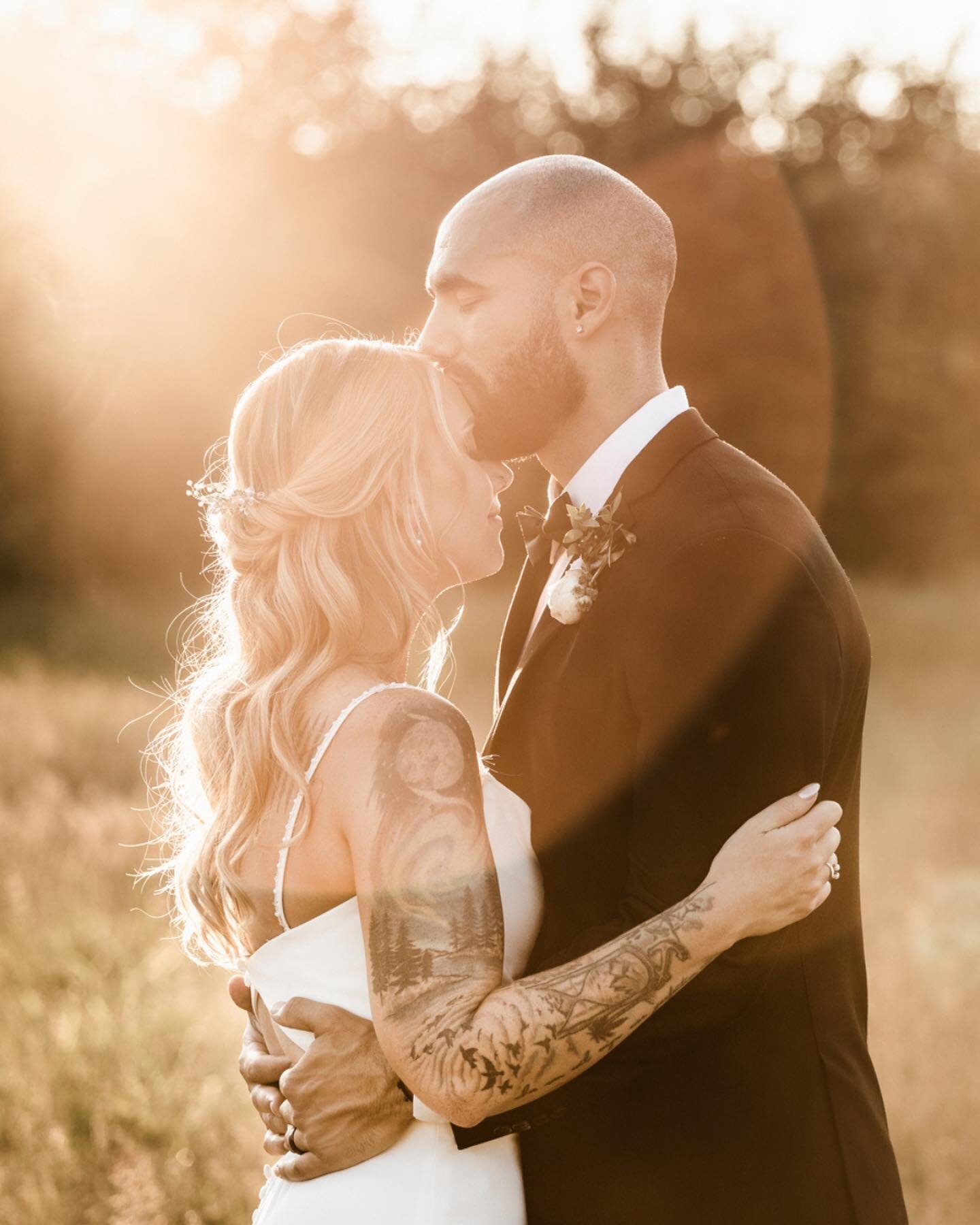 Faith &amp; Julian - 07.07.23 - 🤘💍🪐🖤 

@threefeathersterrace 

#weddingphotography #modernwedding #privatevows #firstlook #somethingblue #tattooedbride #ontariowedding #juliansgotfaith