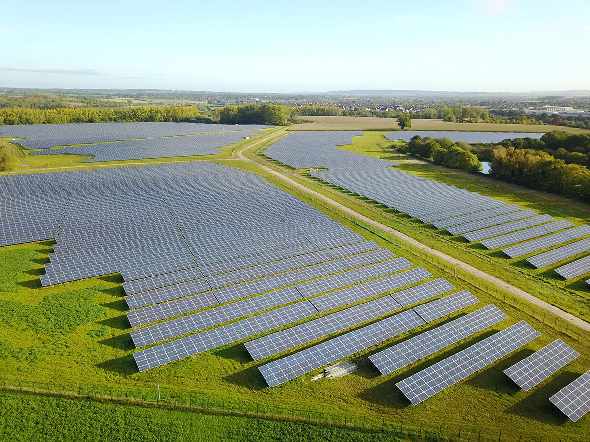 Guide To Solar Farms : How to Build a Solar Farm: A Step-by-Step Guide ...