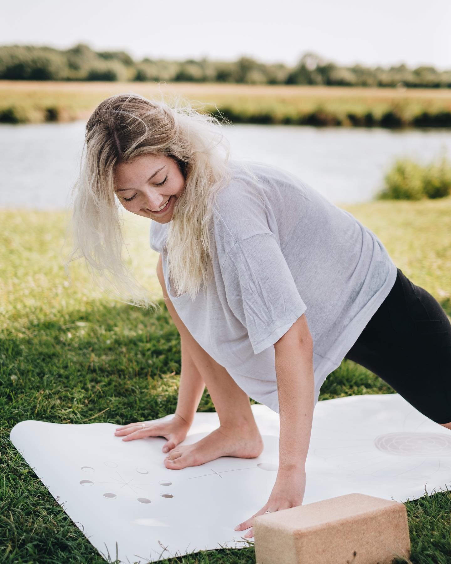 How often do you practice yoga?😅

This is another one from the most commonly asked questions about yoga🙈
My answer now would be it&rsquo;s complicated.
I used to think: not enough.
The truth is even though yoga works for me on so many levels, I don