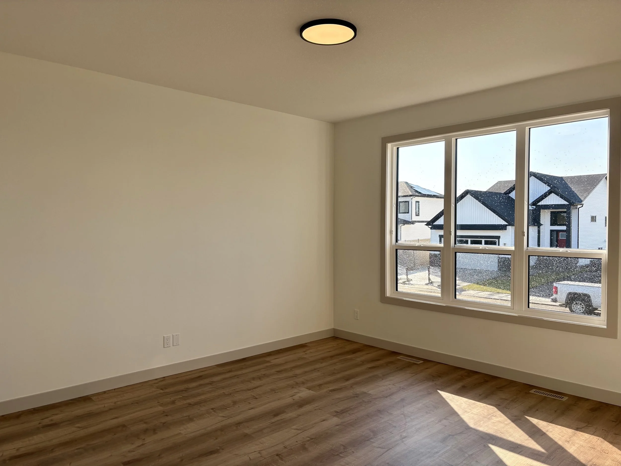 19 Ian - Living Room.jpeg