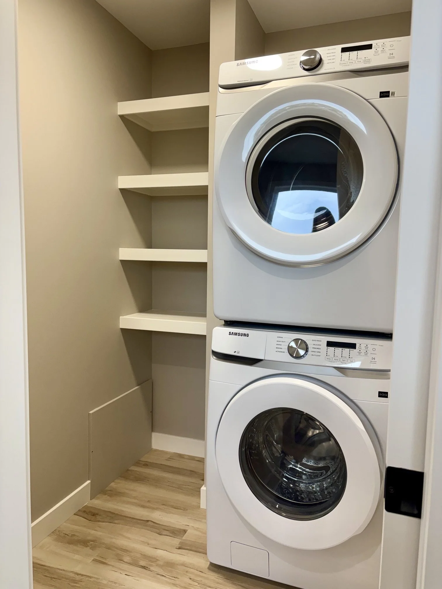 29 Ian - Laundry .jpeg