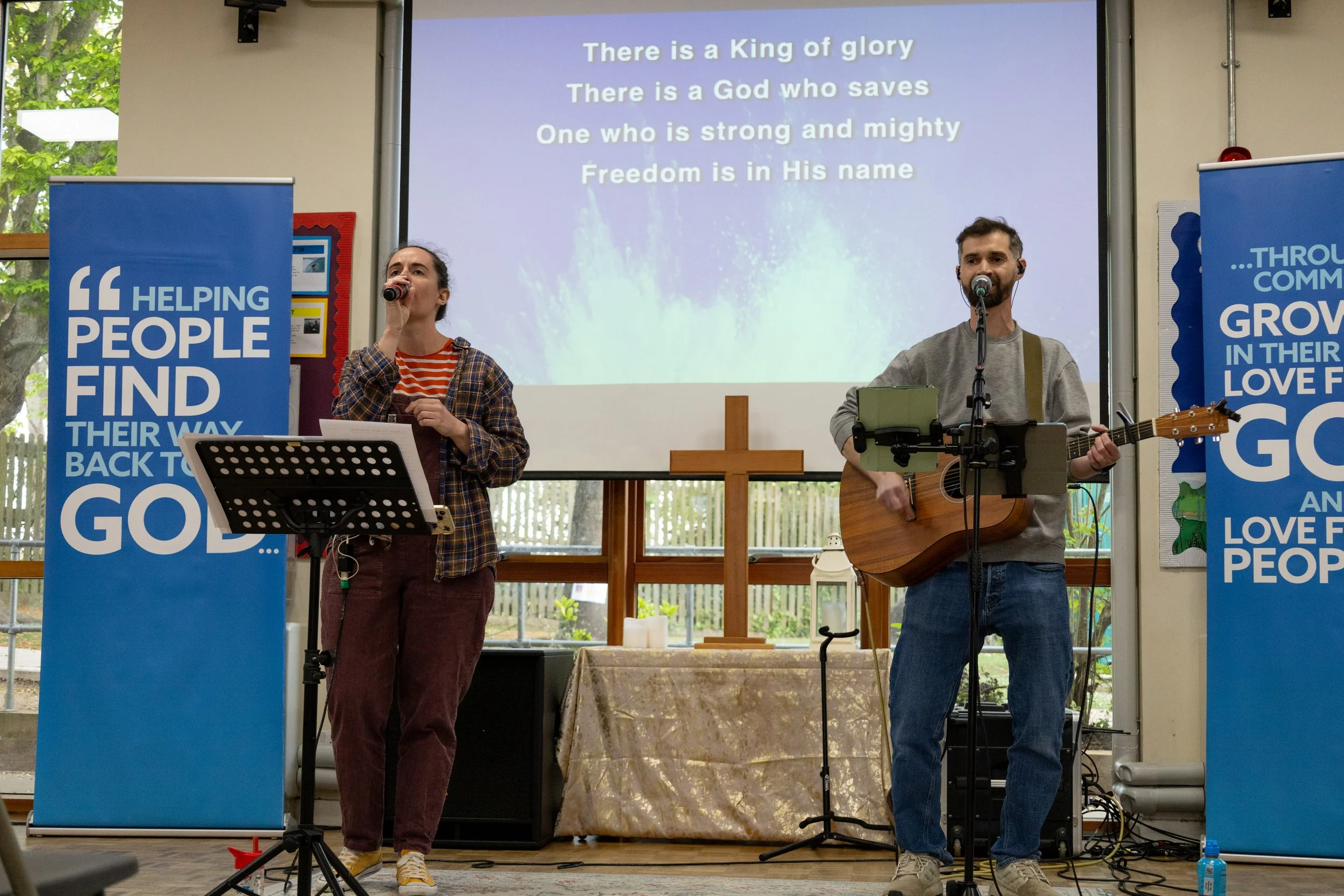 iow easter worship 2025 (15).jpg
