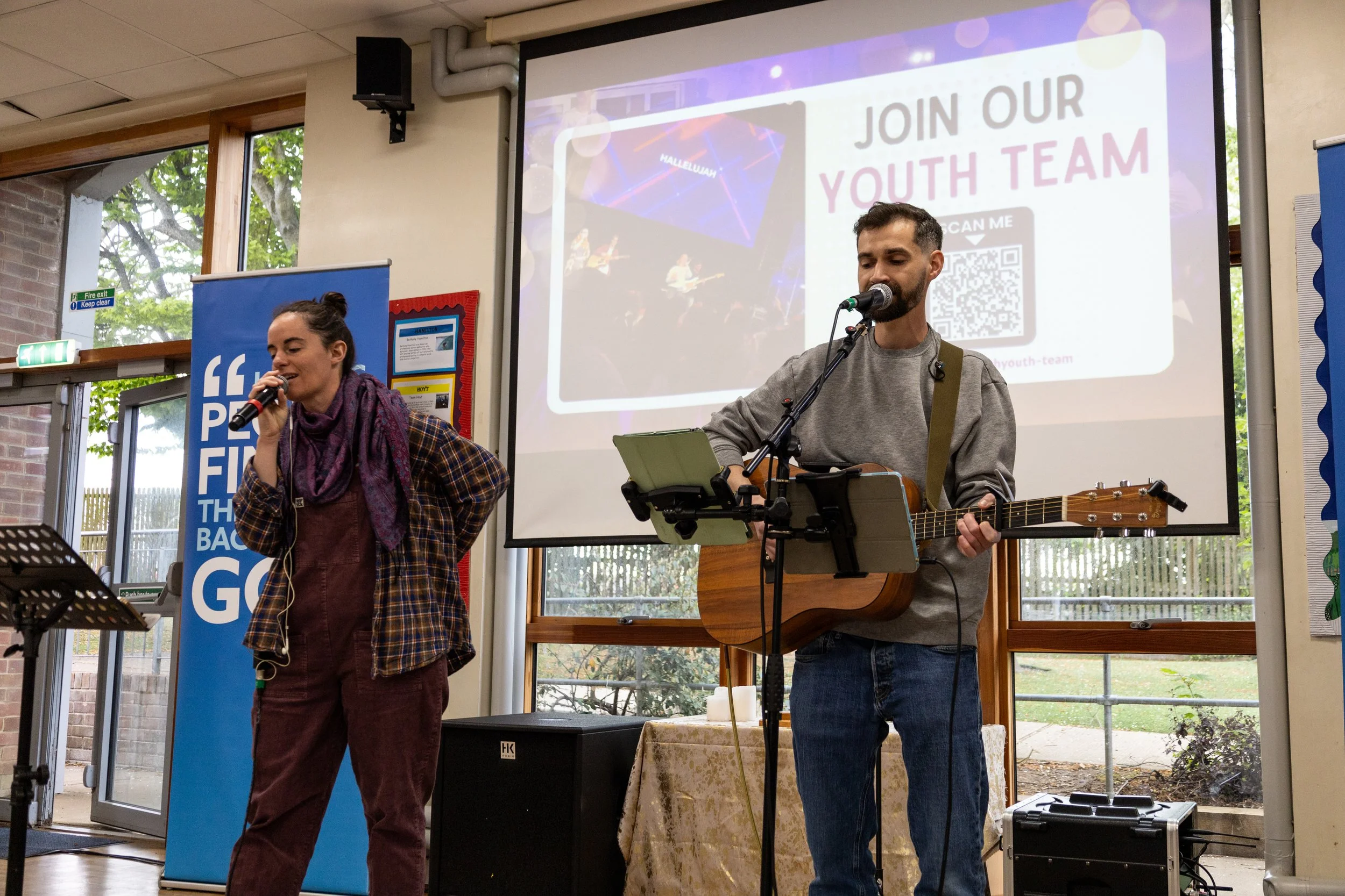 iow easter worship 2025.jpg