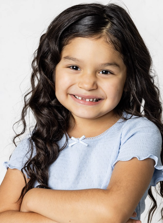 Ariana - available both