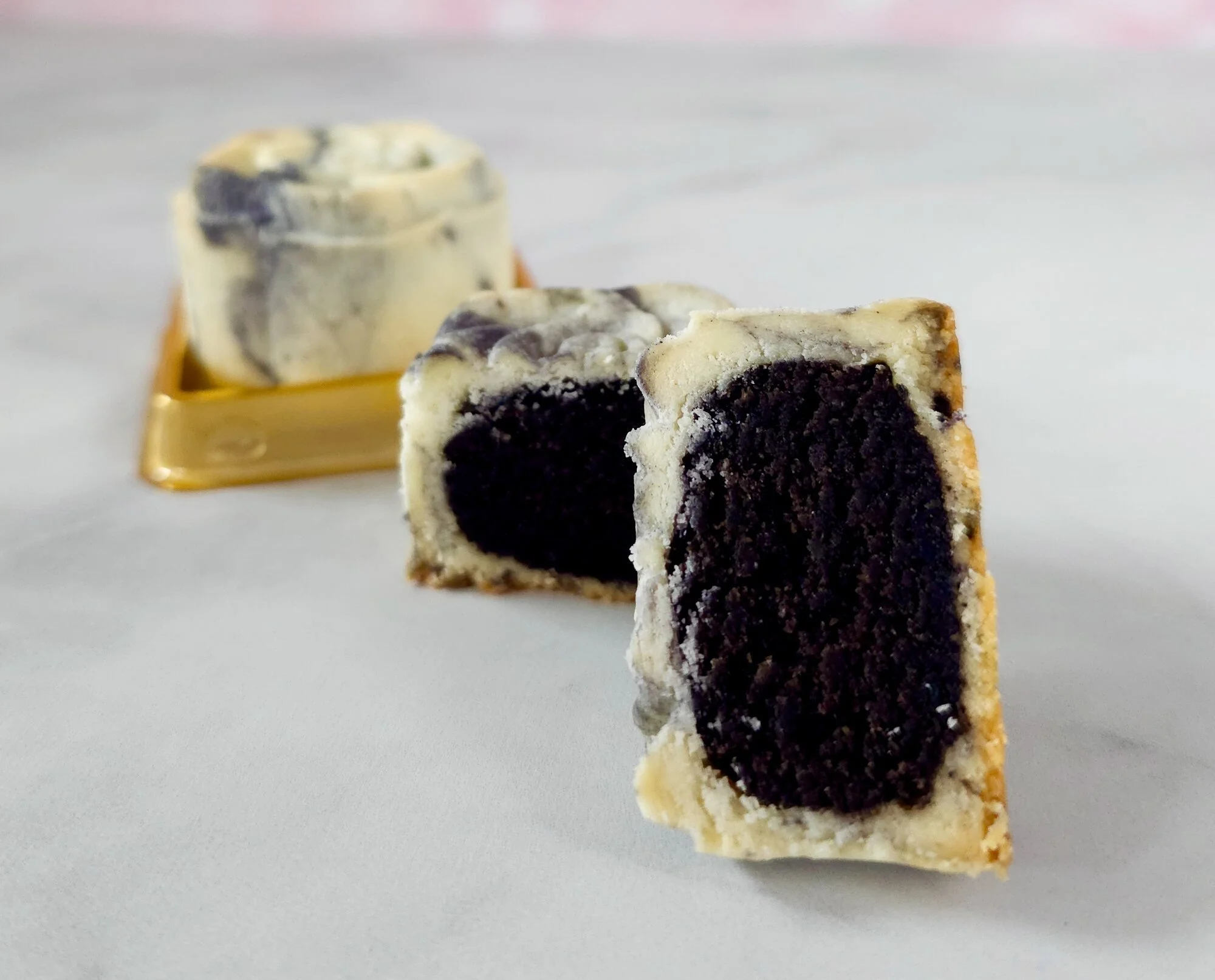 cross-section-marbled-snowskin-black-sesame-filling.jpg